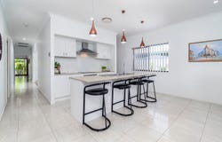 15 SHEARWATER CRESCENT, Banksia Beach, Qld 4507