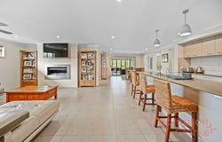 7 Waterside Close, Rutherford, NSW 2320