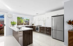 4 Carisbrooke Court, Birkdale, Qld 4159