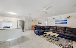 24 Monarch Avenue, Moore Park Beach, Qld 4670
