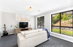 31 Dunalbyn Drive, Aberfoyle Park, SA 5159