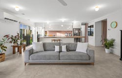 5 Narrandera Circuit, Armstrong Creek, Vic 3217