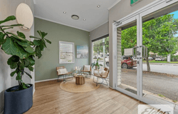 643 Logan Road, Greenslopes, Qld 4120