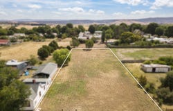 16 Bond Street, Ross, Tas 7209