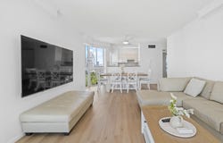 73/15-21 Breaker Street, Main Beach, Qld 4217