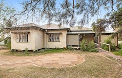 115 Wood Street, Warwick, Qld 4370