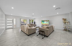 13 Curran Street, Prairiewood, NSW 2176