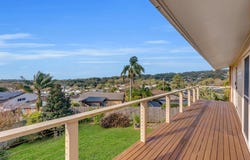 20 Vista Parade, Bateau Bay, NSW 2261