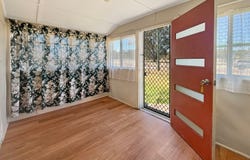 27 Gladstone Street, Jennings, NSW 4383