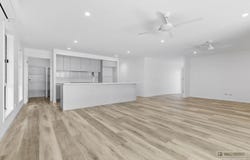 2/18  PROGRESS AVENUE, Beachmere, Qld 4510