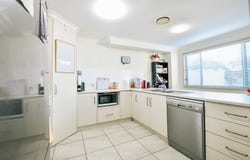 1-3/32 EDITH STREET, Miles, Qld 4415