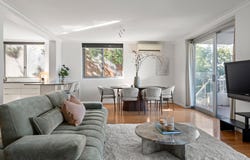 2/20 Mounts Bay Road, Crawley, WA 6009