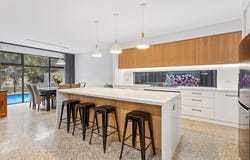 16a St Andrews Way, West Lakes, SA 5021