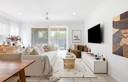 28 Pintail Circuit, Deebing Heights, Qld 4306
