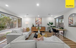 14 Vista Drive, Melton, Vic 3337
