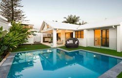 16 Lalwinya Street, Buddina, Qld 4575
