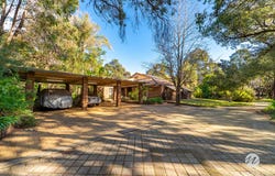 18 Kent Road, Maida Vale, WA 6057
