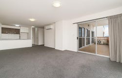 68/2 Peter Cullen Way, Wright, ACT 2611