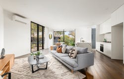 2A Tatong Road, Brighton East, Vic 3187