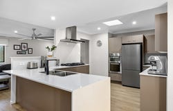 10 Van Dieman Crescent, Springwood, Qld 4127