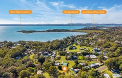 198-200 High Central Road, Macleay Island, Qld 4184