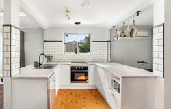 42 Goldingham Street, Tenambit, NSW 2323