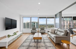 1709/9 Hamilton Avenue, Surfers Paradise, Qld 4217