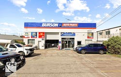 Units 1, 2 & 3/11 Stanley Street, Peakhurst, NSW 2210