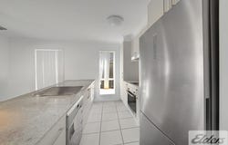 12 Bufflehead Road, Kirkwood, Qld 4680