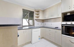 24 Mansfield Drive, Beaconsfield, Qld 4740