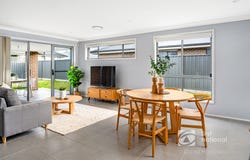 11 Fairway Street, Rutherford, NSW 2320