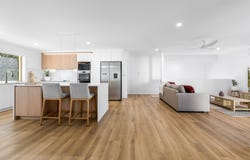 9 Respall Way, Arundel, Qld 4214