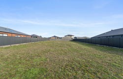18 Waratah Way, Elliminyt, Vic 3250
