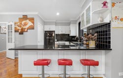 7 Jasmine Road, Cairnlea, Vic 3023