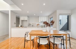 2/4-12 Fisher Parade, Ascot Vale, Vic 3032