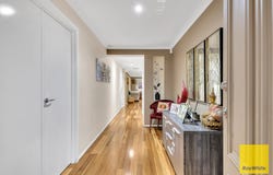 5 Sinclair Crescent, Tarneit, Vic 3029