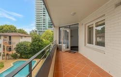 15/6 Kintail Road, Applecross, WA 6153