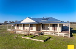400 Pethericks Road, Goornong, Vic 3557