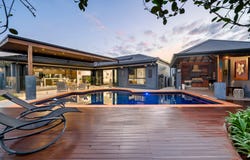 3 Shoreham Chase, Arundel, Qld 4214