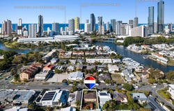 15 Sunshine Boulevard, Broadbeach Waters, Qld 4218