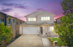 12 Goshawk Crescent, Rochedale, Qld 4123