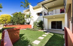 2/90-92 Hugh Street, Garbutt, Qld 4814