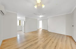 1+2/4 Carinya Drive, Clinton, Qld 4680