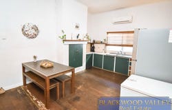 11 Hampton Street, Bridgetown, WA 6255