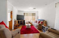 1 Stipling Gardens, Leda, WA 6170