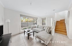 2/145 Fox Street, St Albans, Vic 3021