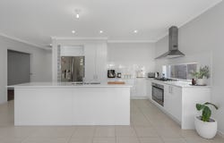 40 Richenda Street, Ormeau Hills, Qld 4208