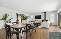 4 Lang Place, Oxley, Vic 3678