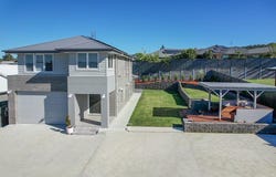 8 Odette Street, Cameron Park, NSW 2285