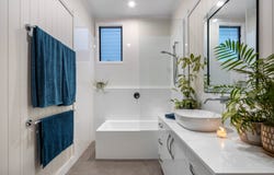 12 Pryde Street, Woodend, Qld 4305